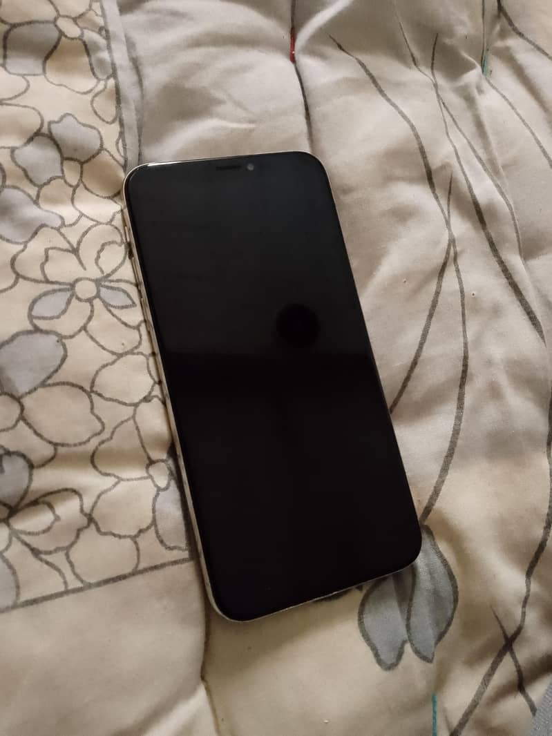 Apple iPhone X 1