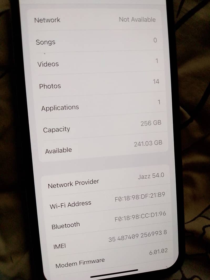 Apple iPhone X 3
