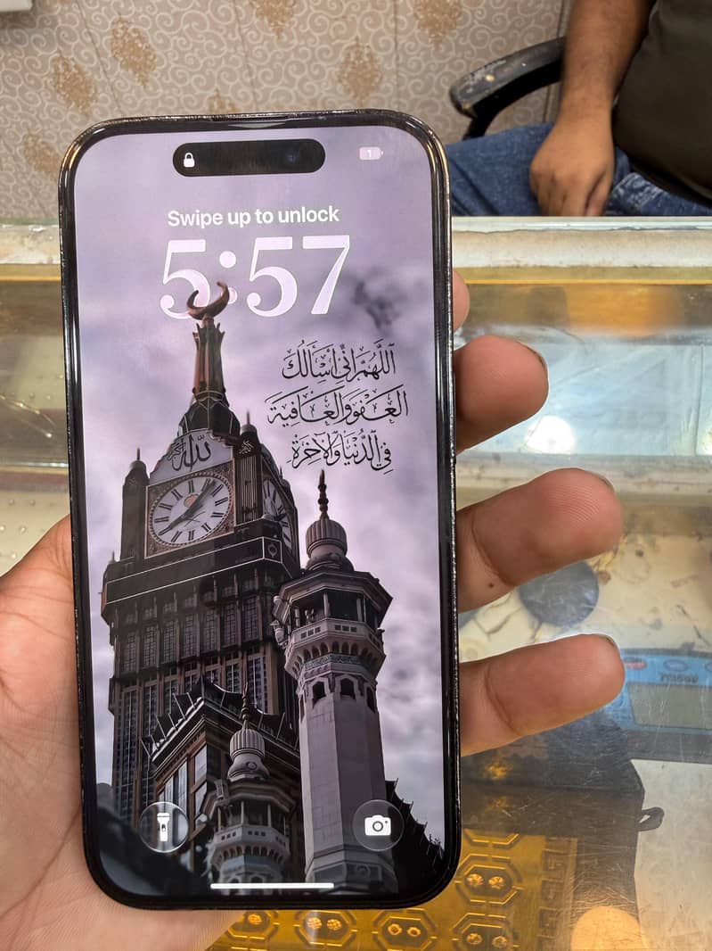 Apple iPhone 14 Pro 1