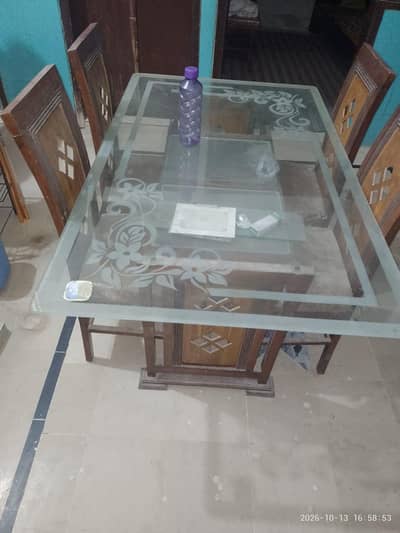 6 seater dinning table