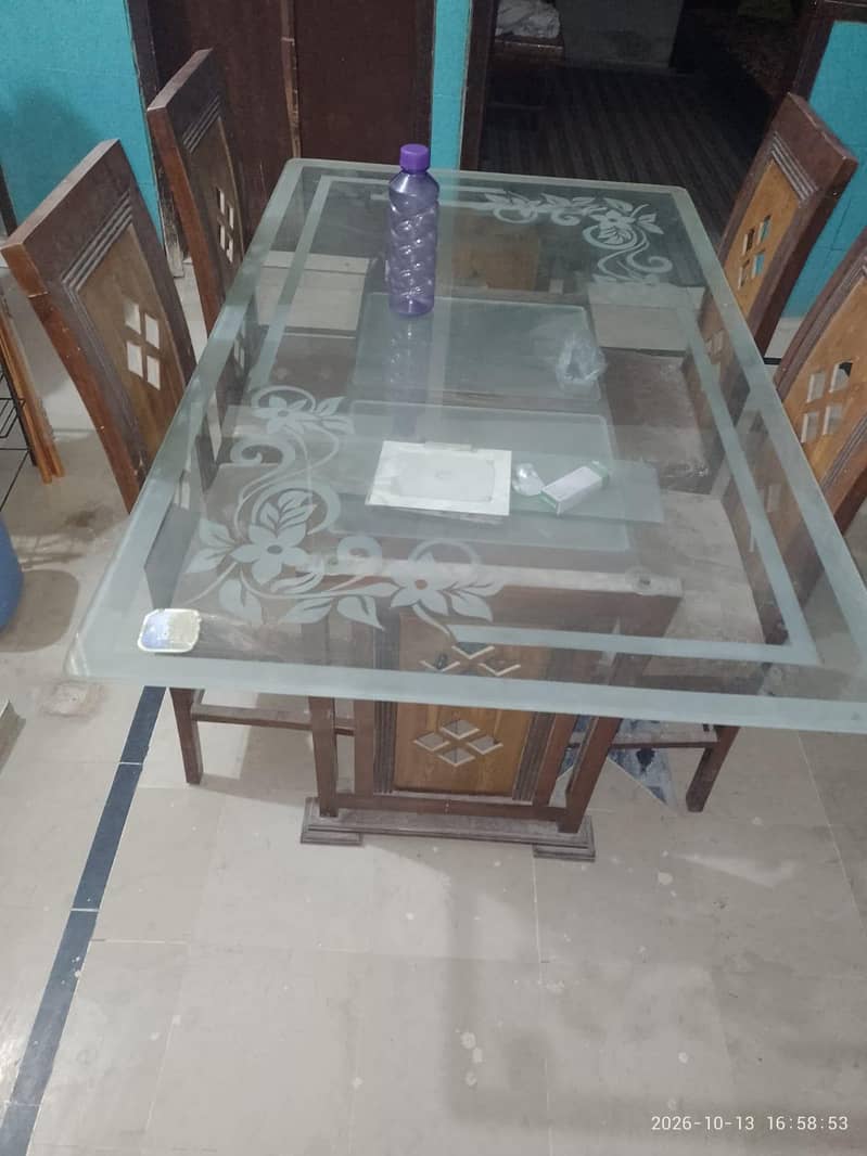6 seater dinning table 0