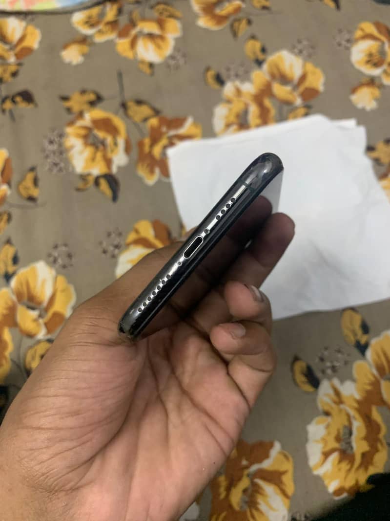 iphone 11 pro max 0