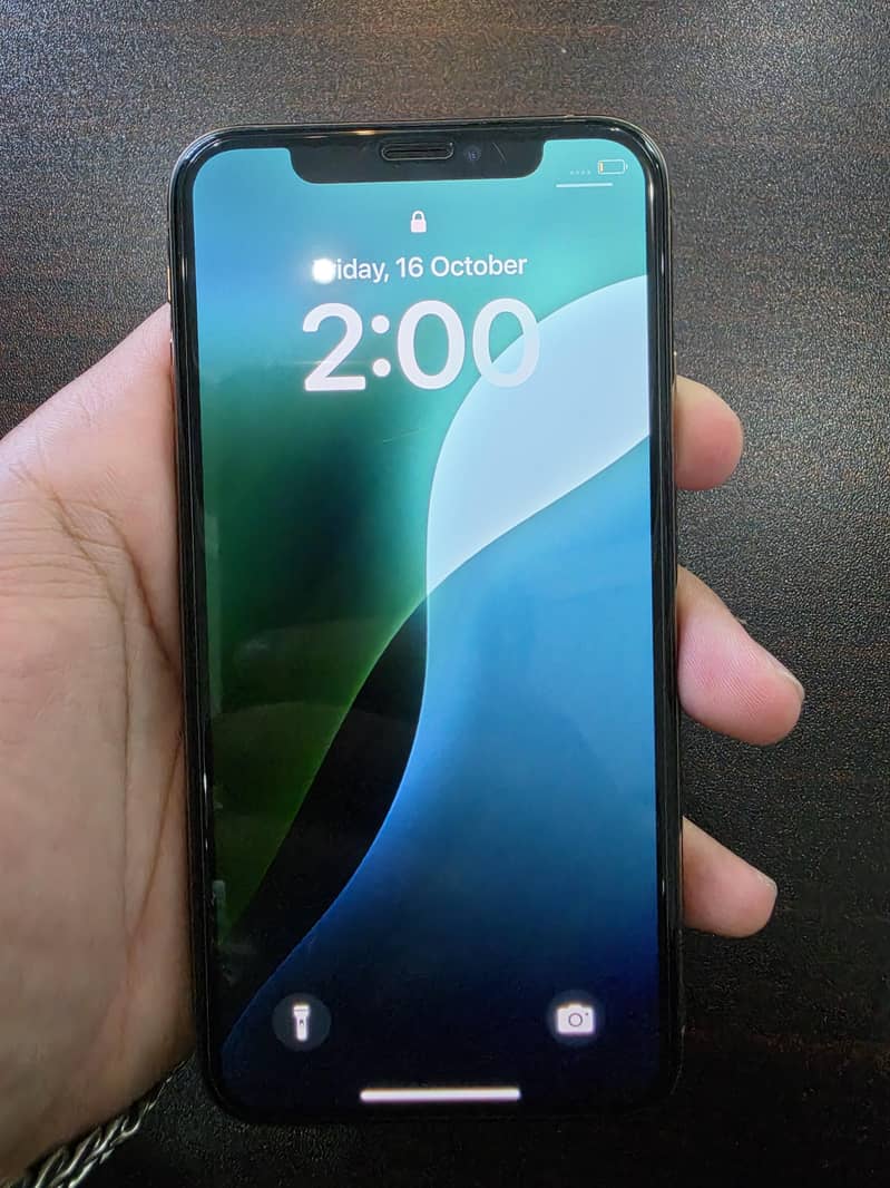 Apple iPhone XS 0