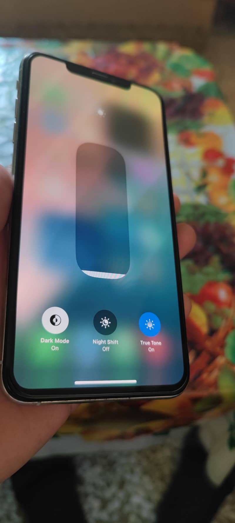 Apple iPhone XS Max 3