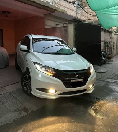 Honda Vezel hybrid 2015 top variant top variant