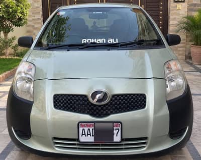 Toyota Vitz 2011