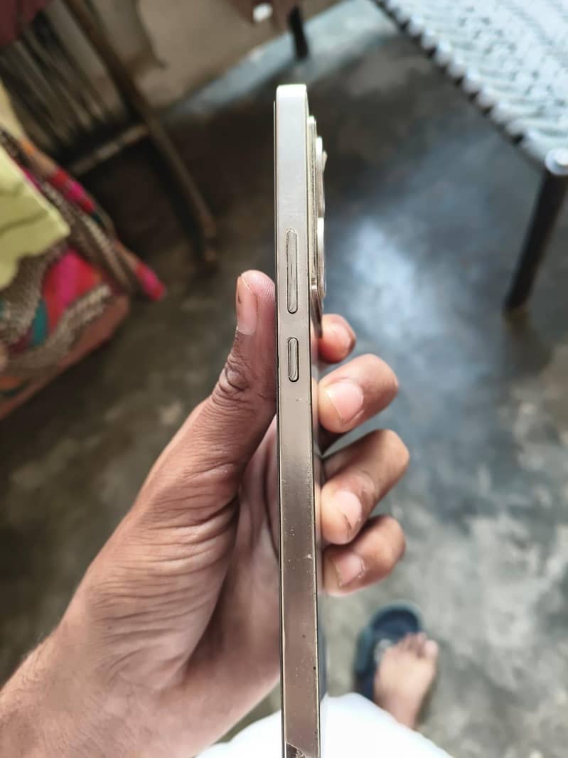 Infinix Note 40 2