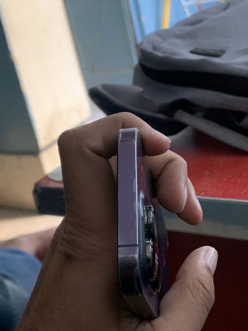 Apple iPhone 14 Pro 4