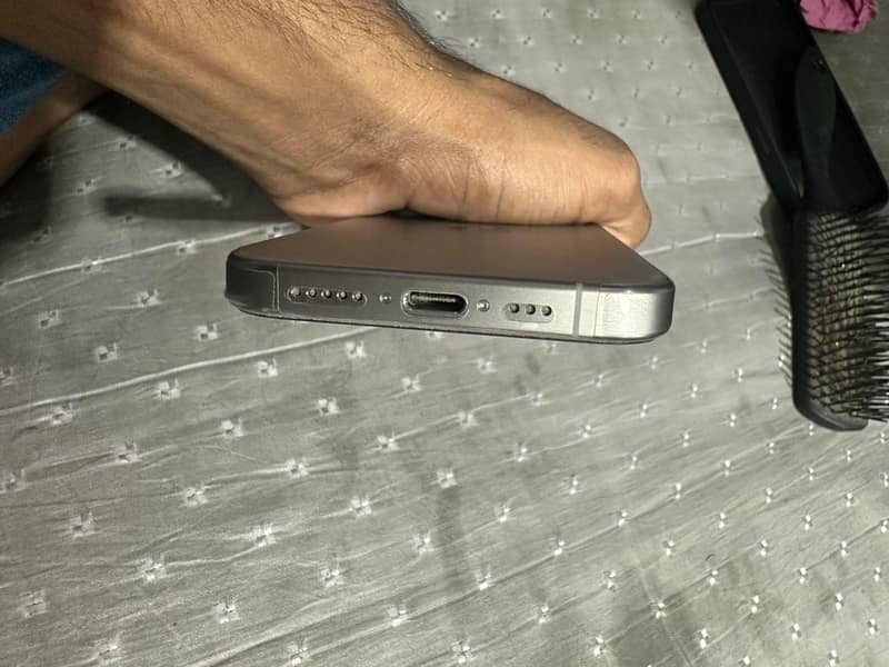 Apple iPhone 15 Pro 5