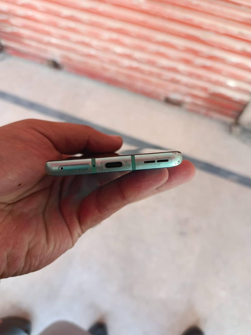 One Plus 8 8+8/128 1