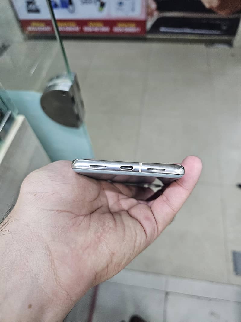 Google Pixel 7 Pro Official 1