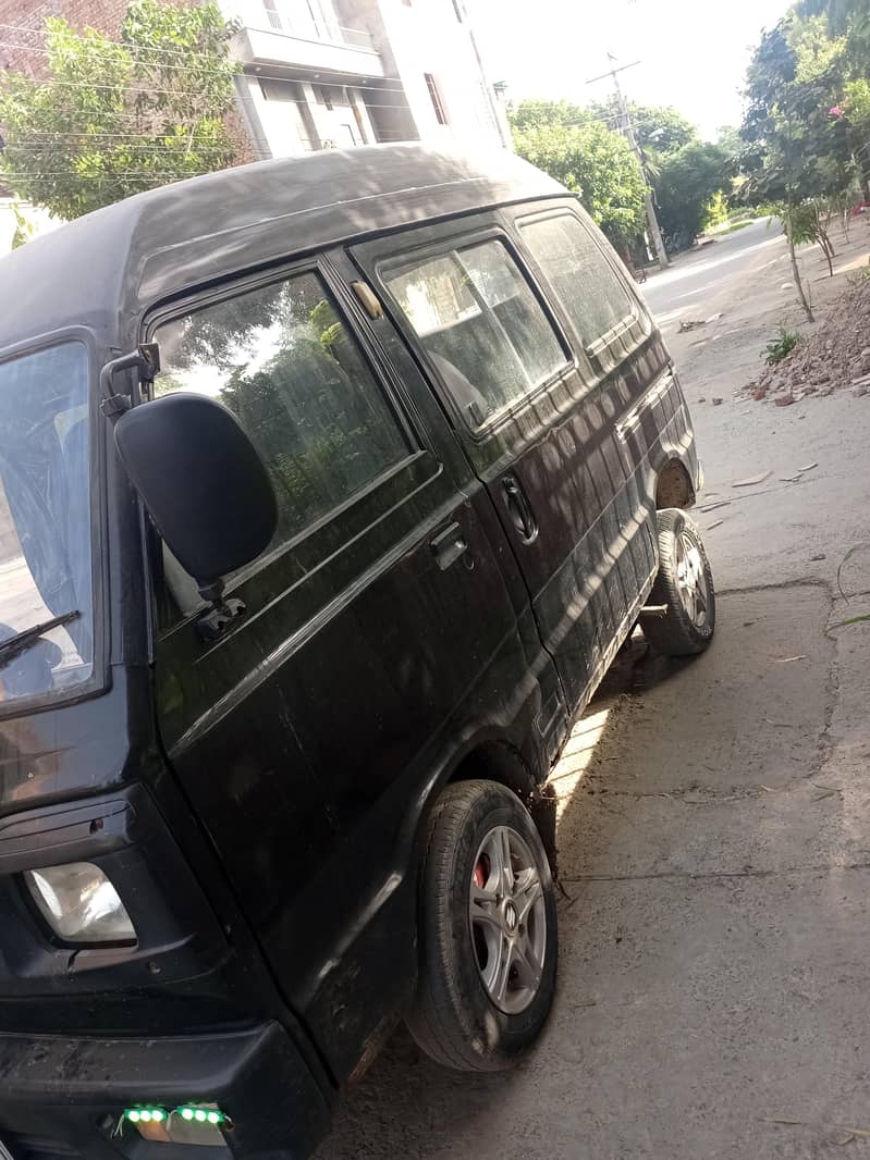 Suzuki Bolan 2012 9