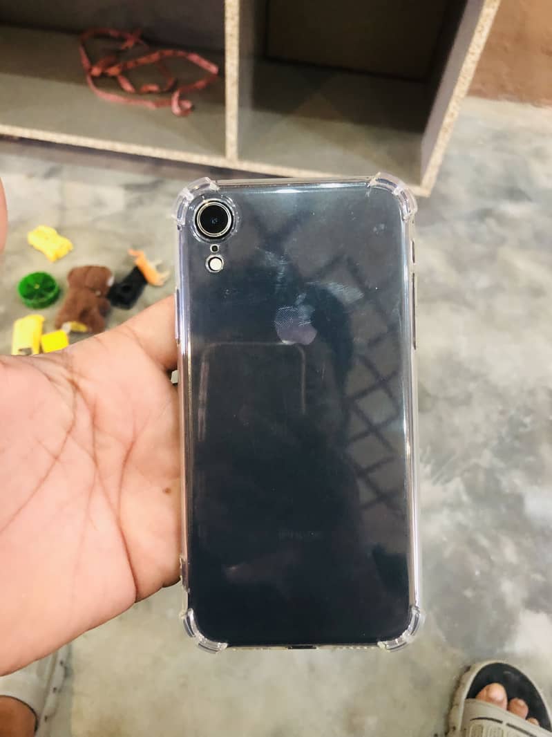 Apple iPhone XR 2