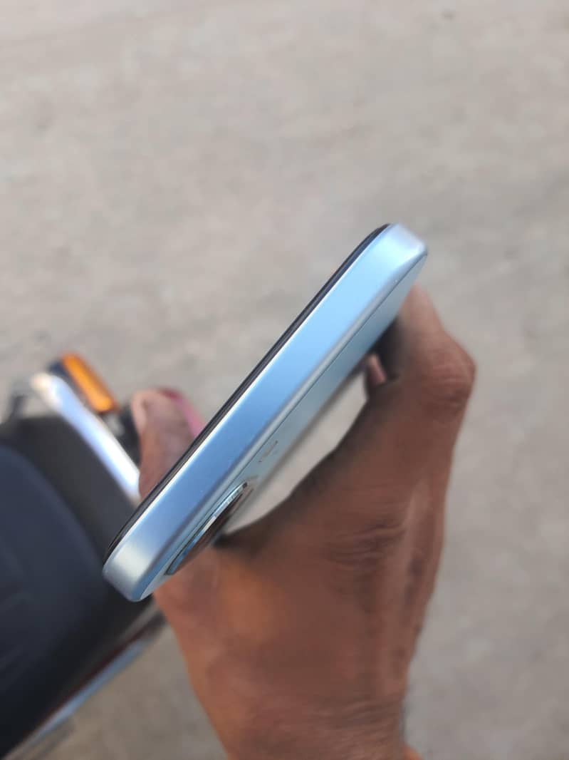 OPPO A6x 3