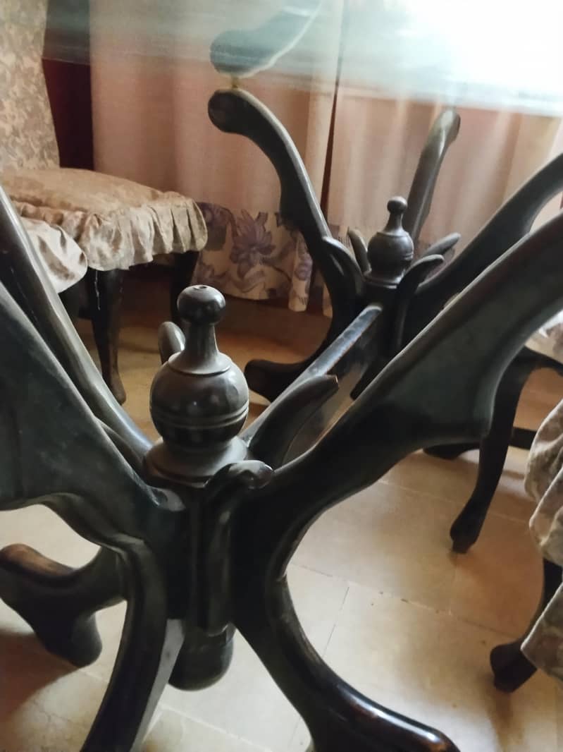 Dinning Table 4