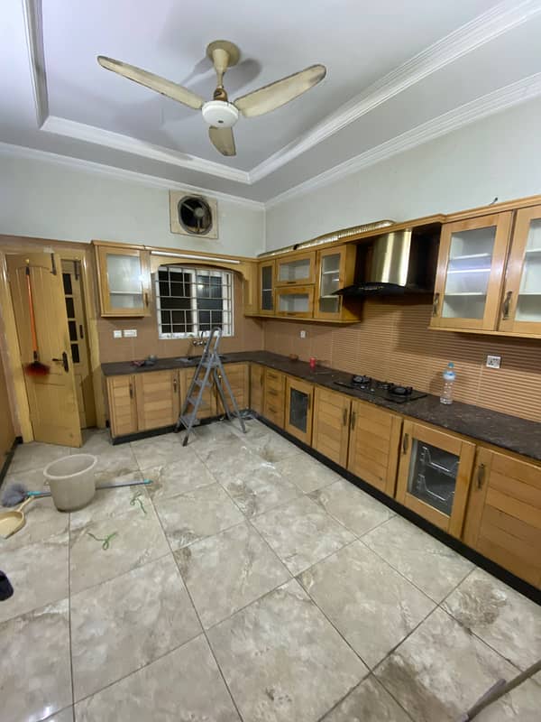 14 Marla Upper Portion For Rent With All Basic Necessities 5