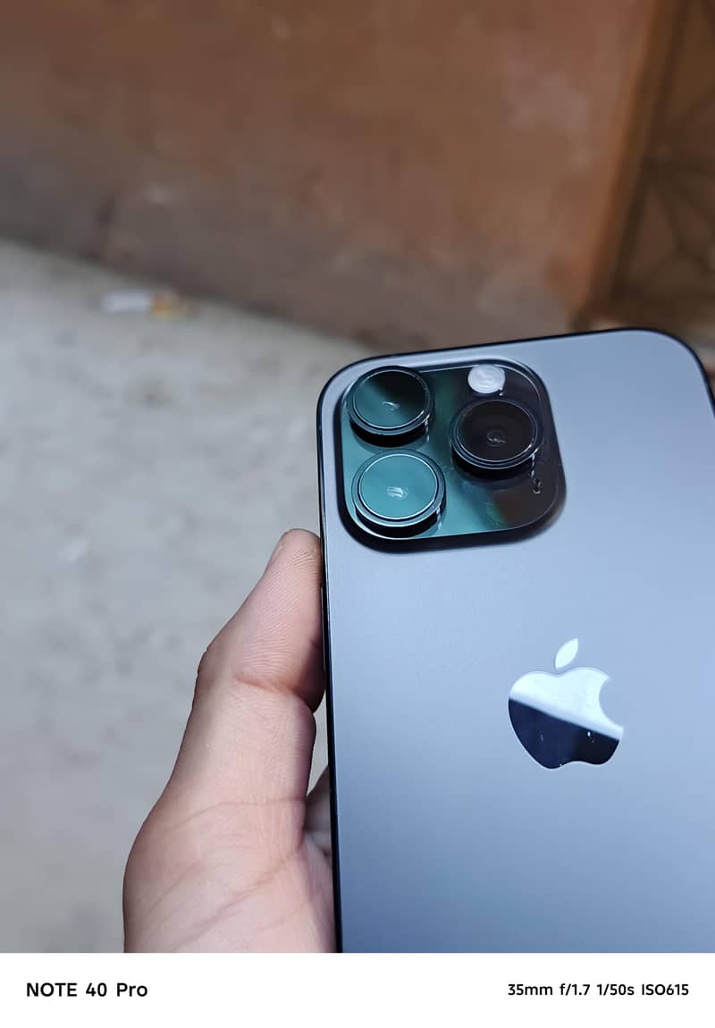 Apple iPhone 14 Pro 3
