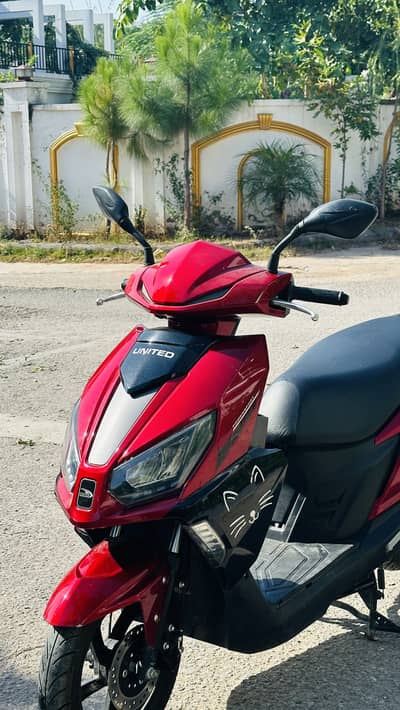 2025 Model UNITED  Scooty – 5,200 KM driven – Islamabad Registered