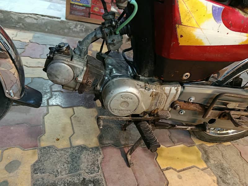 running condition motorcycle CD70 +92 315 7520723 3