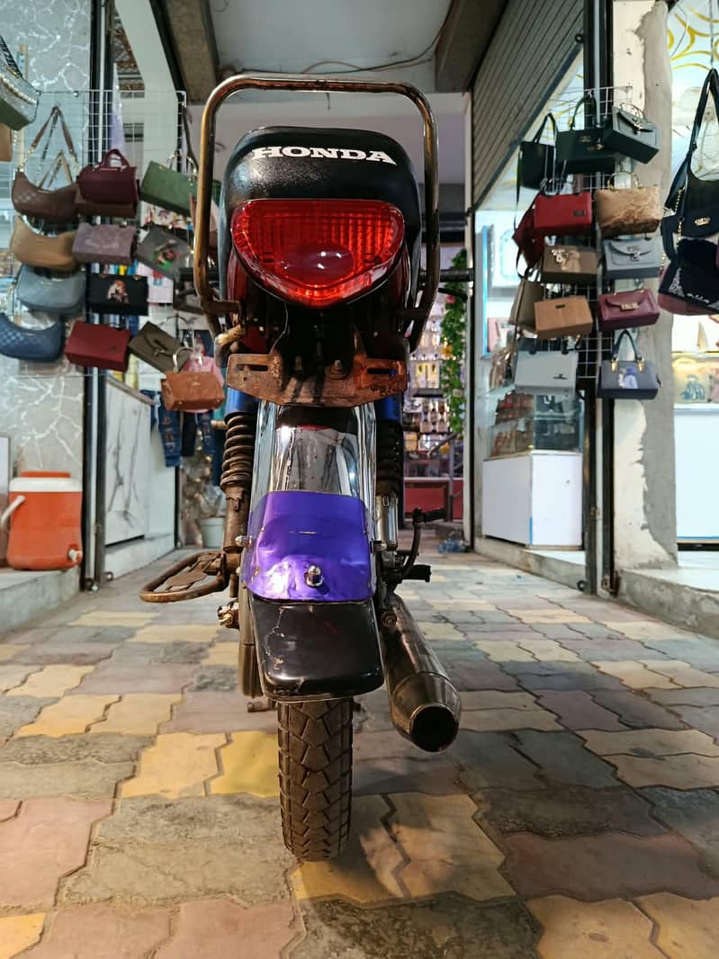 running condition motorcycle CD70 +92 315 7520723 6