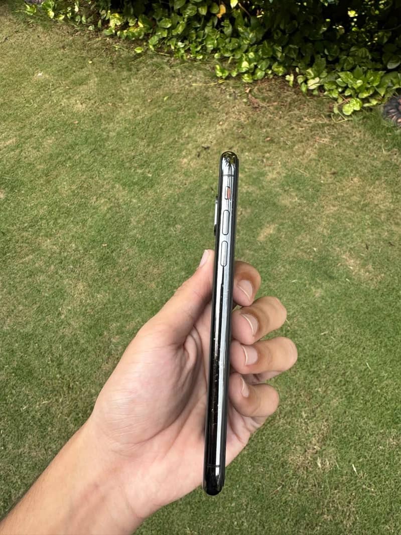 Apple iPhone X 7