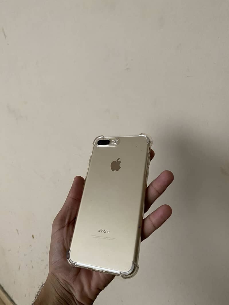 Apple iPhone 7 Plus 0