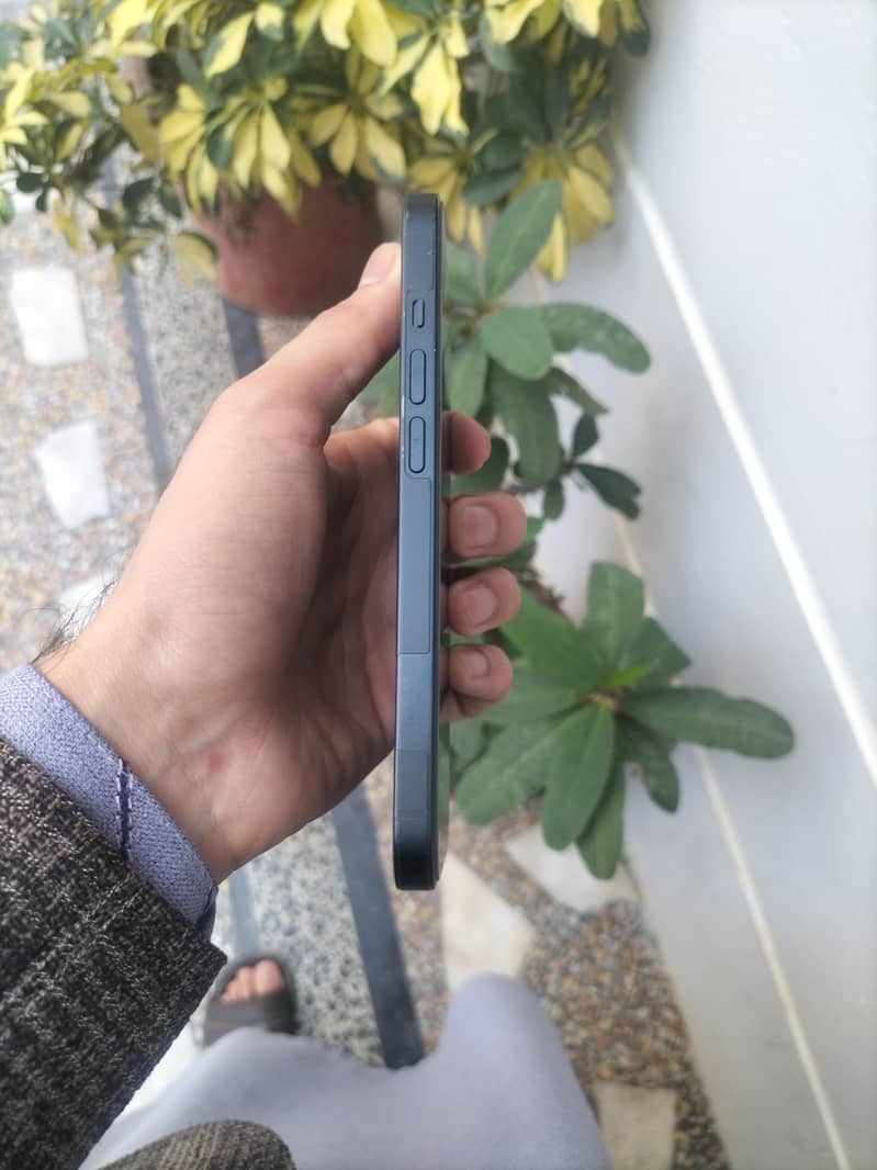 Apple iPhone 14 1