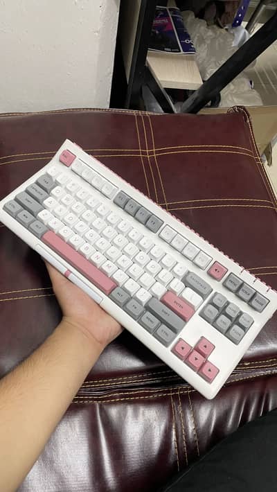 Epomaker Brick 87 Mechanical Gaming Keyboard - White/Pink