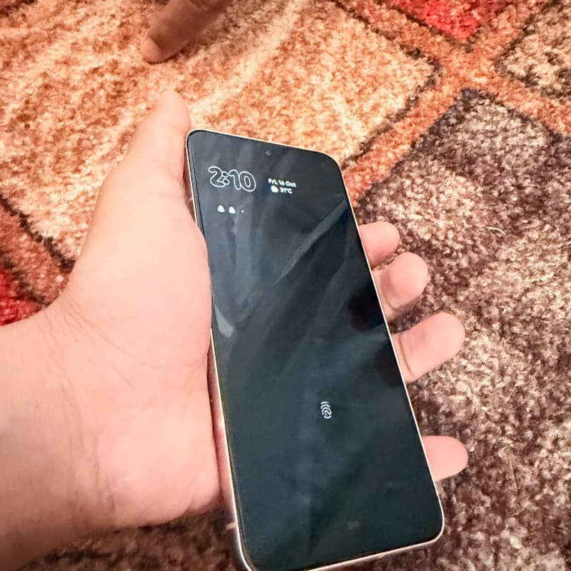 Google Pixel 8 1