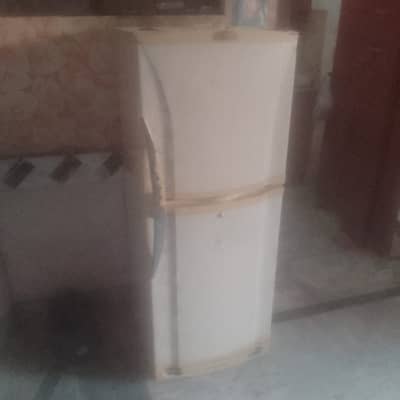 Refrigerator FOR SALE – URGENT