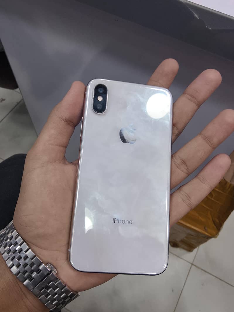 Apple iPhone XS 0