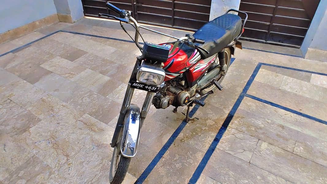 Unique CD 70 in Multan Model 2007 5