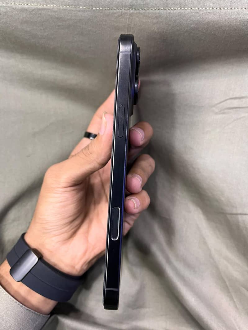 iphone 16 pro mx 1