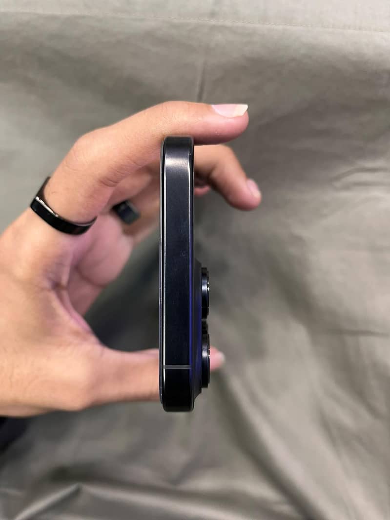 iphone 16 pro mx 2