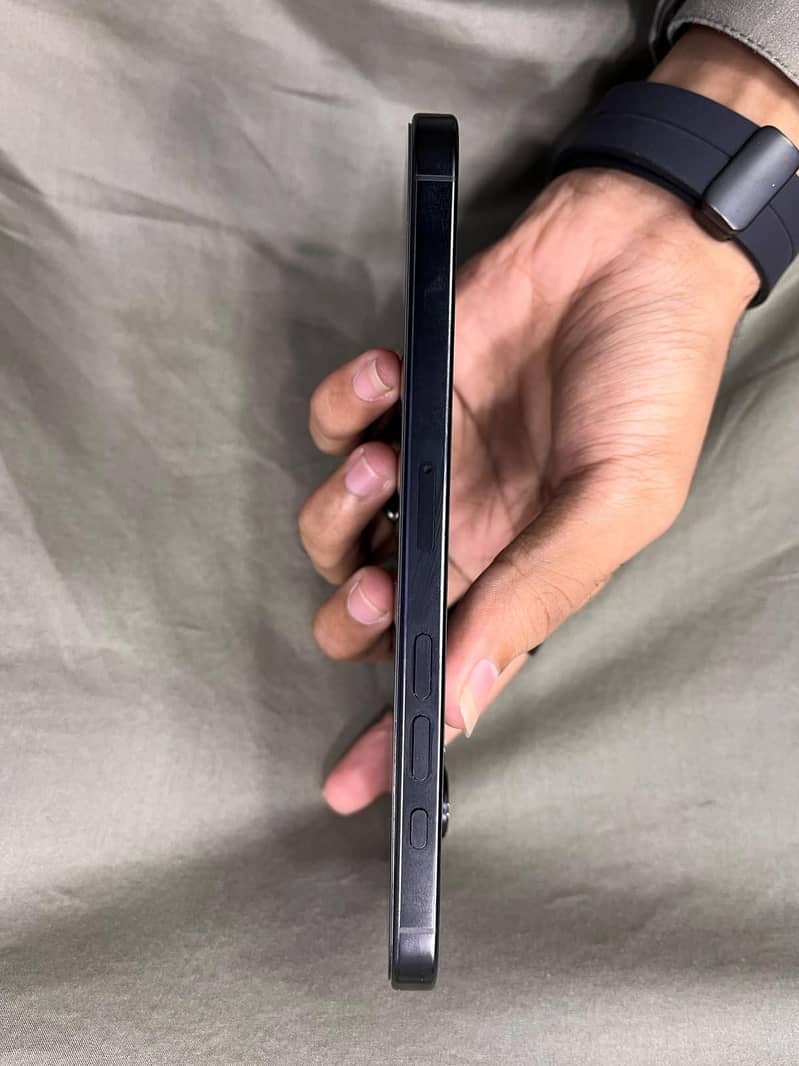 iphone 16 pro mx 3