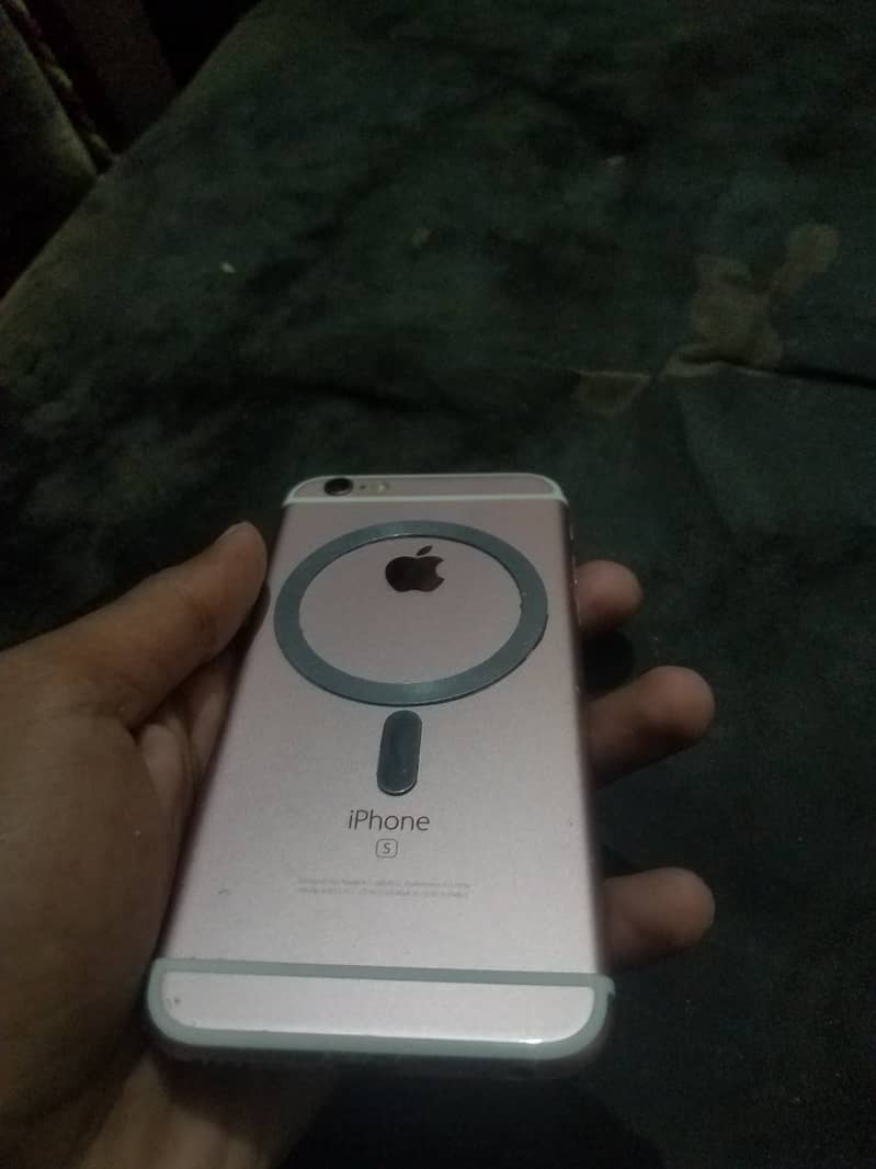 Apple iPhone 6S 5