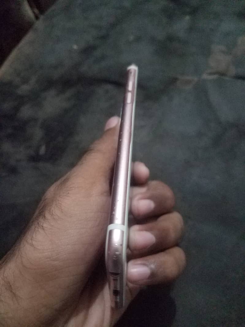 Apple iPhone 6S 6