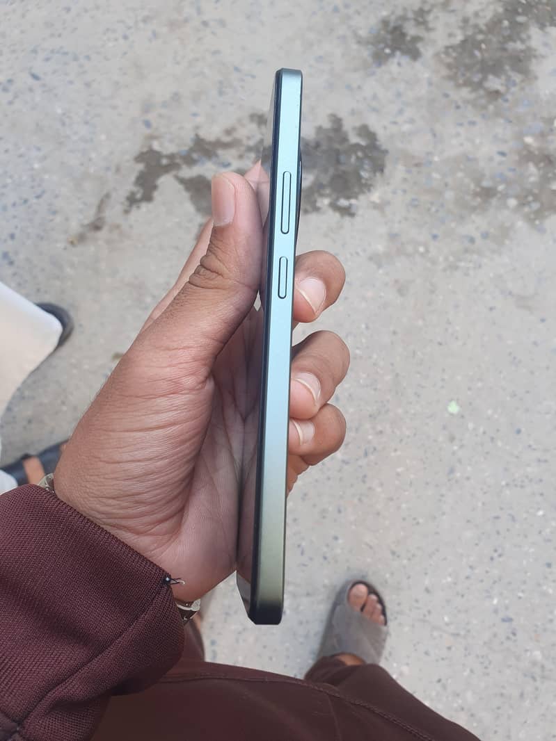 Realme 12 3