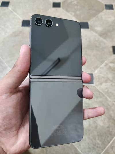 Samsung Mobile Z Flip 5