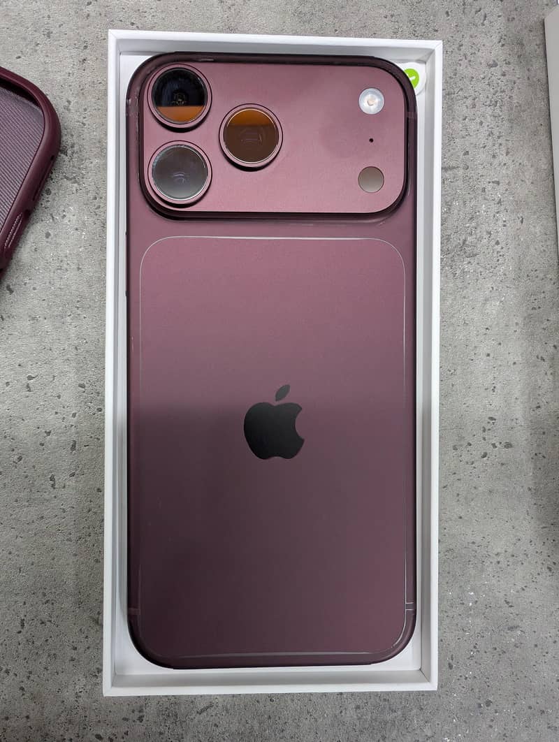 Apple iPhone 18 Pro Max 3