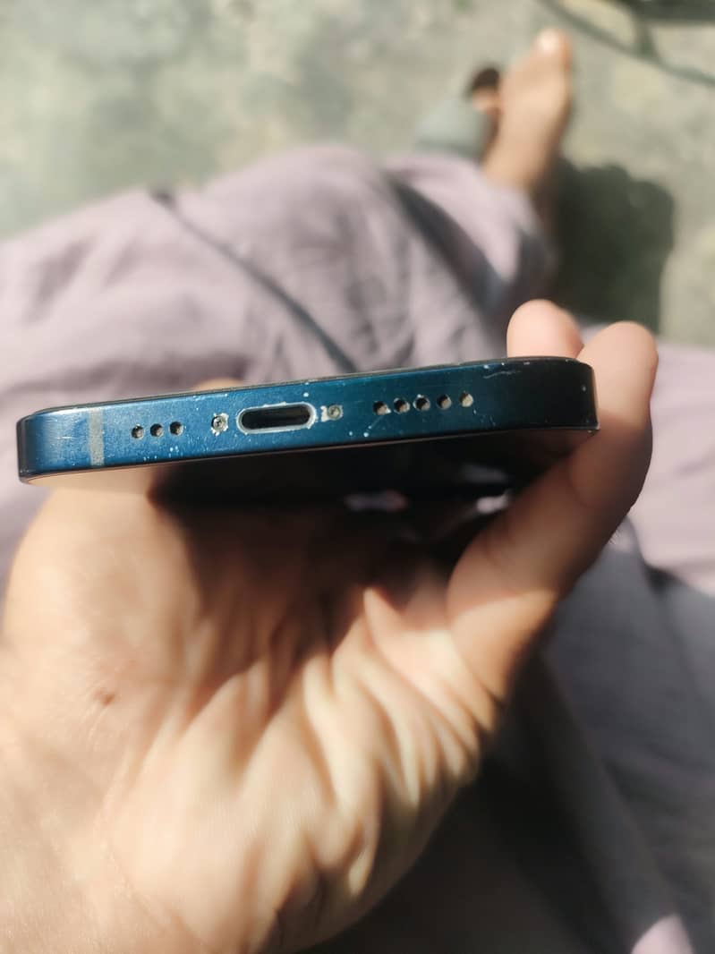 Apple iPhone 13 1