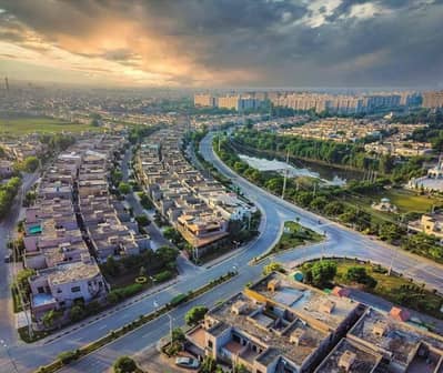 10 Marla 3 Bed Flat For Sale in Askari 11 Sector D | Brand New