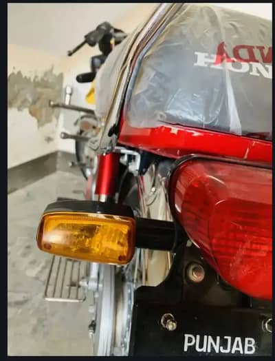 CD 70 2025 model Urgent for sale