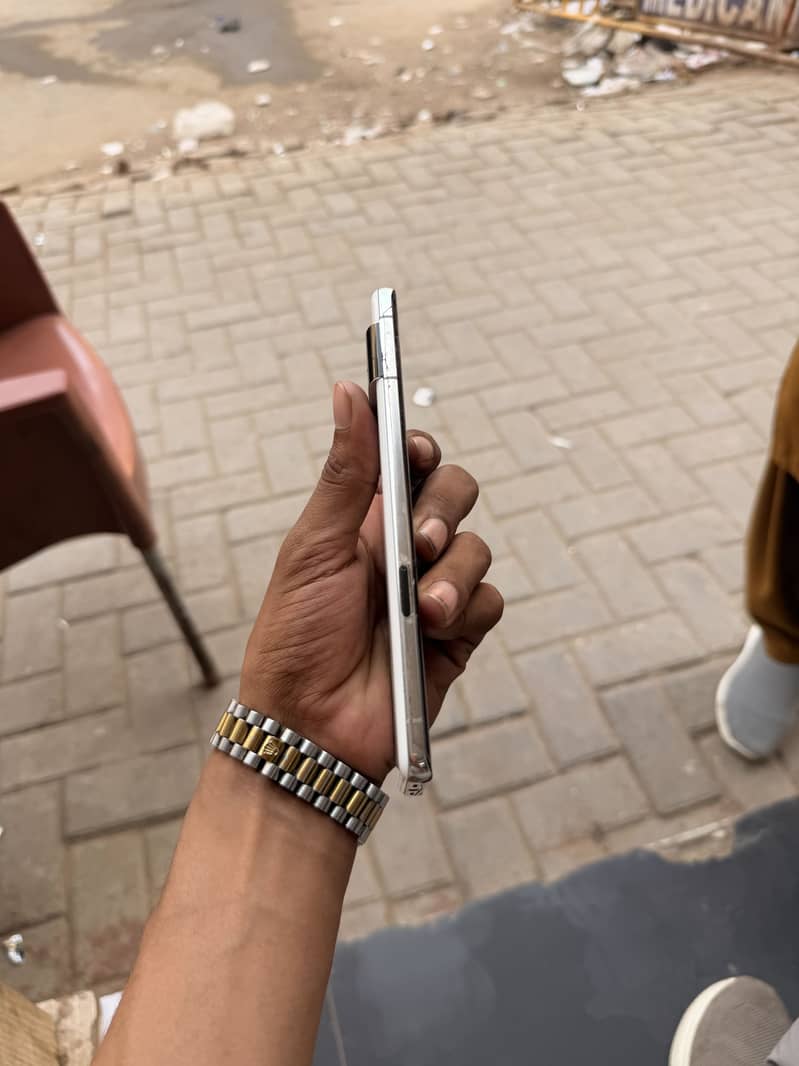 Google Pixel 7 Pro 2