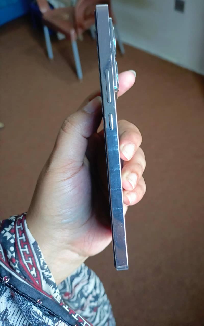 Infinix Note 40 4