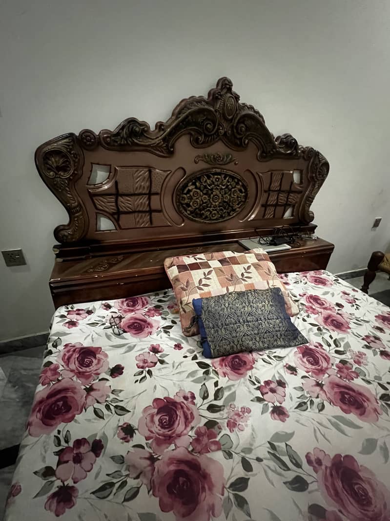 king size bed 4