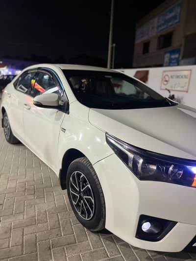 Toyota Corolla XLI 2017 zero meter condition first owner karachi num