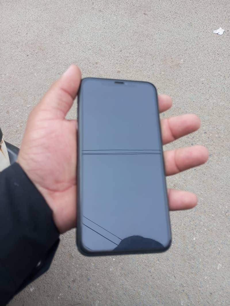 Apple iPhone 11 Pro Max 1