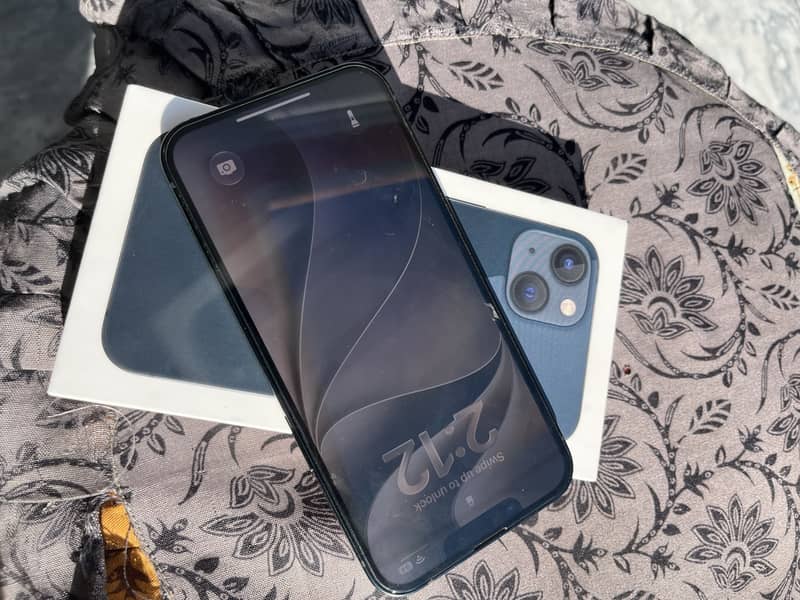 Apple iPhone 13 1