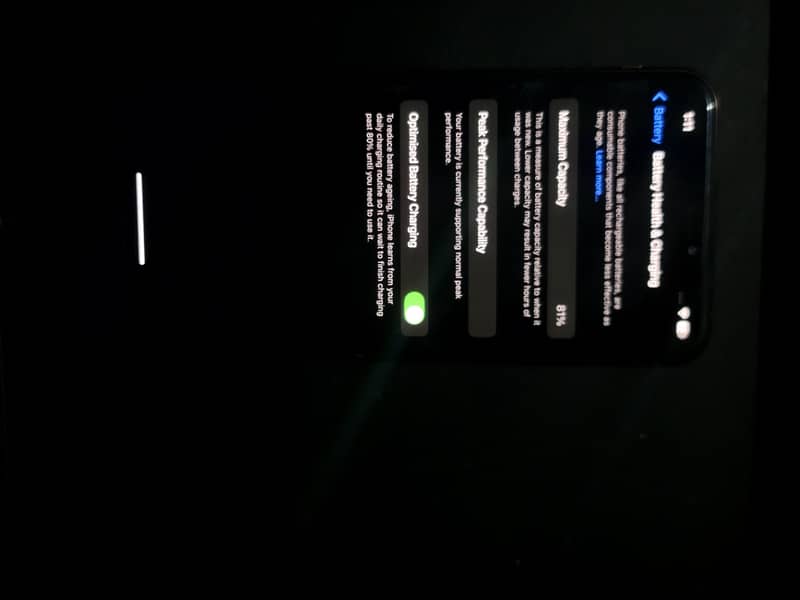 Apple iPhone XS Max 9